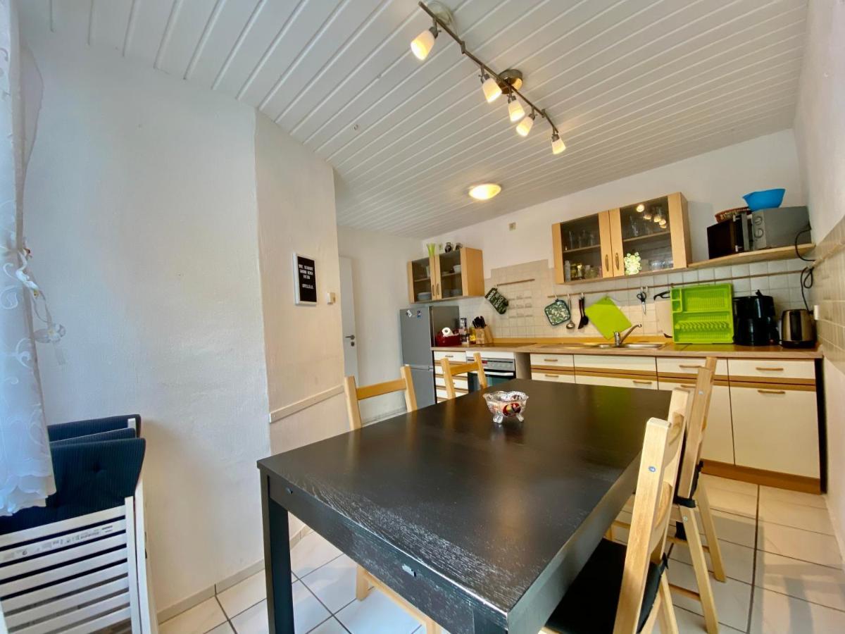 3-Zimmer Haus 85Qm Mit Balkon Bis Zu 8 Personen 维宁根 外观 照片