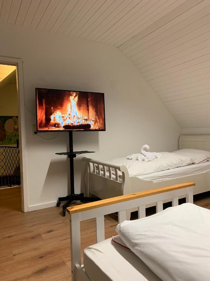3-Zimmer Haus 85Qm Mit Balkon Bis Zu 8 Personen 维宁根 外观 照片